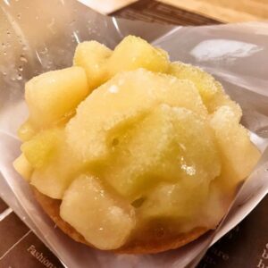 白桃のタルト
